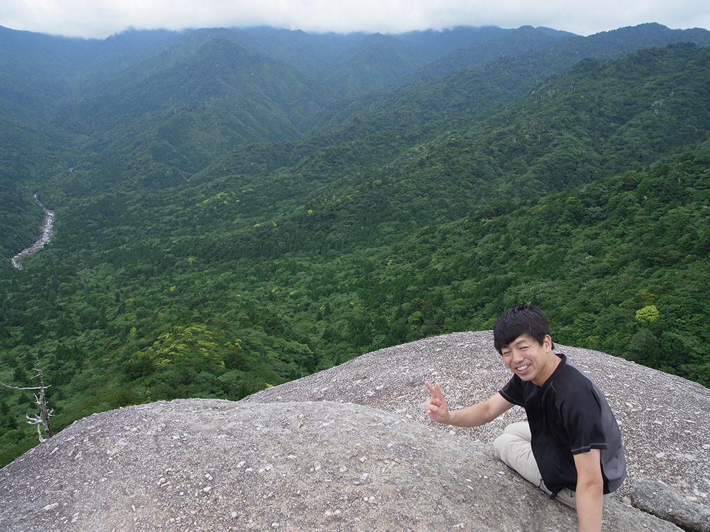 Kさんの写真は何故かいつも目が閉じている…