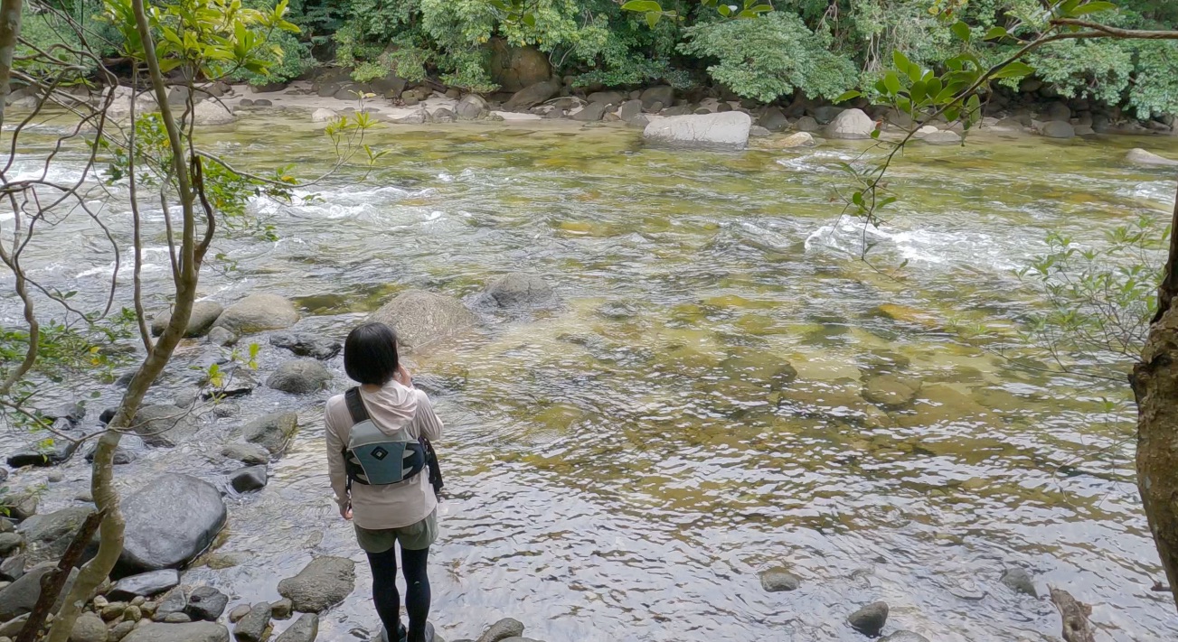 穏やかな栗生川で『鮭モード』突入！カヤックで漕ぎまくれ〜【動画】