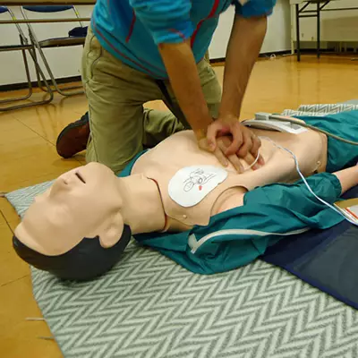 CPRの練習風景写真
